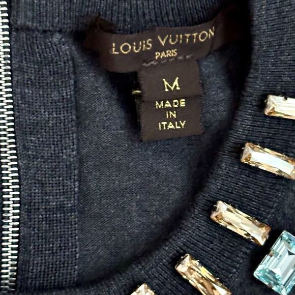 Louis Vuitton Size M Gray Wool Jewel Beaded Neckline Short Sleeve Sweater - Picture 2 of 9